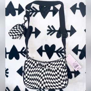 Trippy pattern bag
